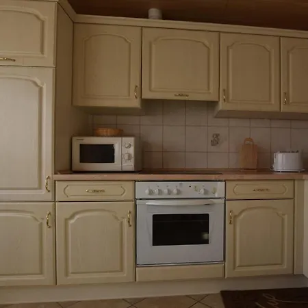 Geraeumige Mit Garten In Brusow, Cleaning Included Daire