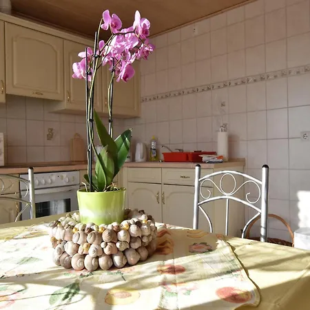 Geraeumige Mit Garten In Brusow, Cleaning Included